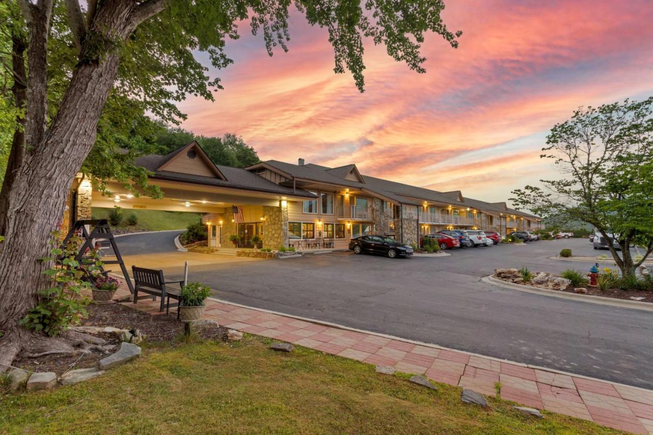 Best Western Smoky Mountain Inn Вейнсвілл Екстер'єр фото