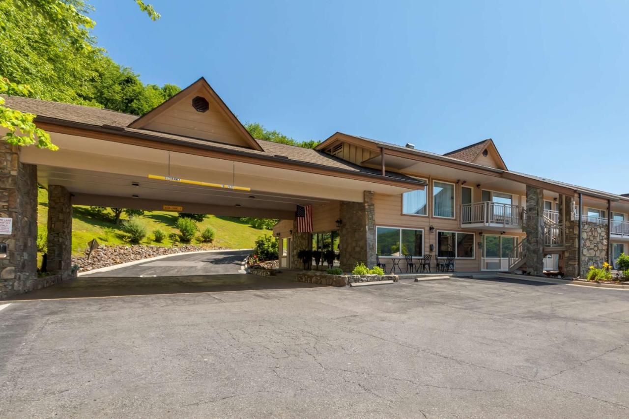 Best Western Smoky Mountain Inn Вейнсвілл Екстер'єр фото