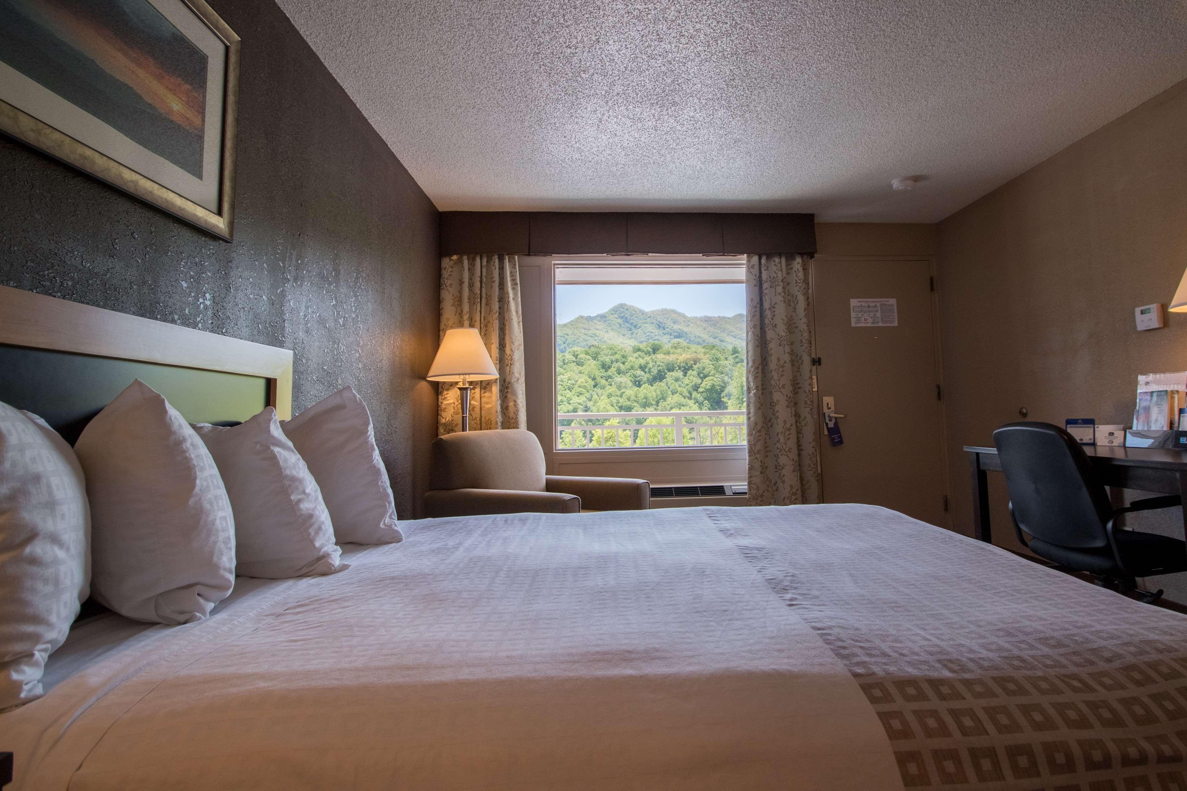 Best Western Smoky Mountain Inn Вейнсвілл Екстер'єр фото