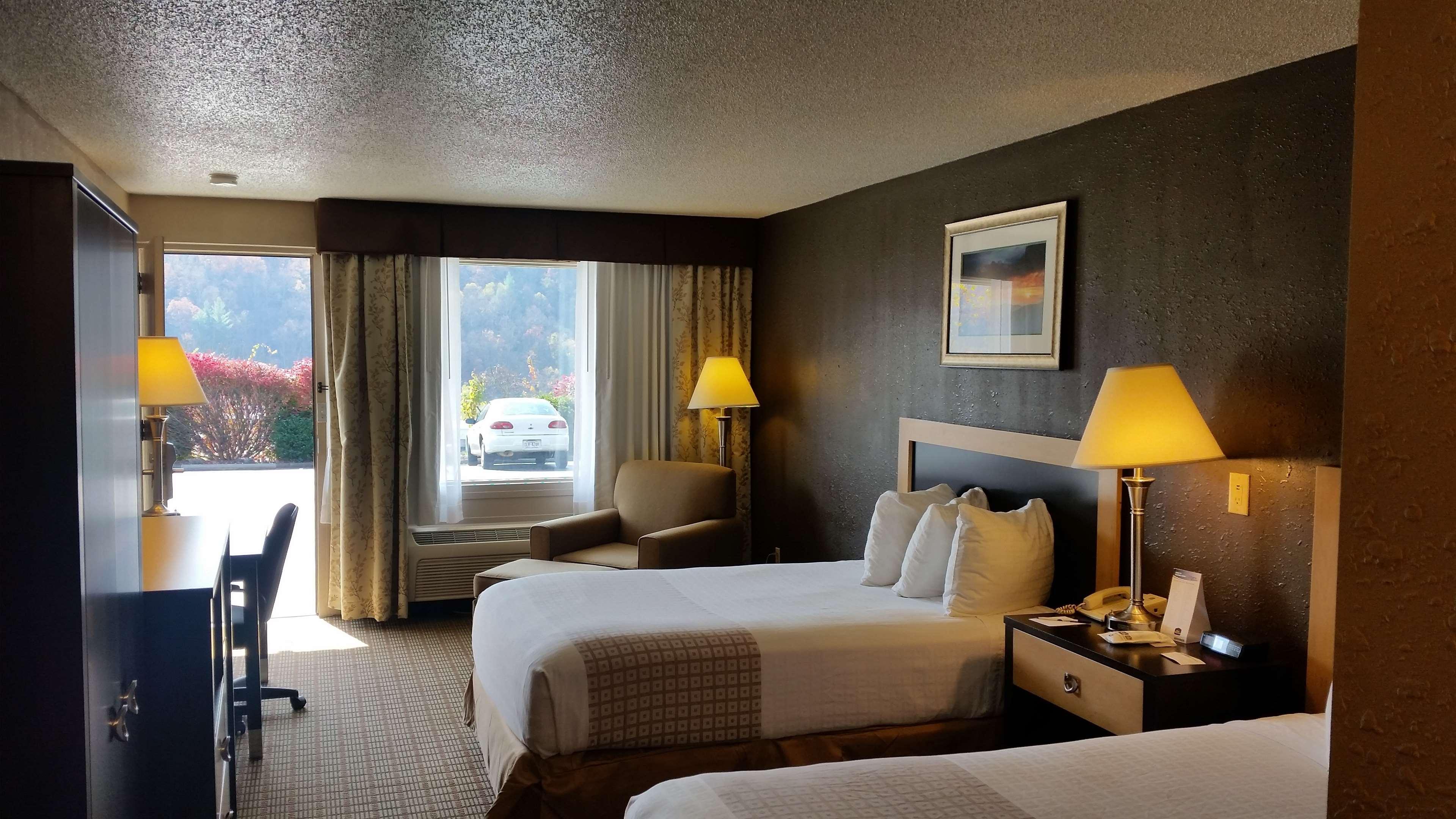 Best Western Smoky Mountain Inn Вейнсвілл Екстер'єр фото