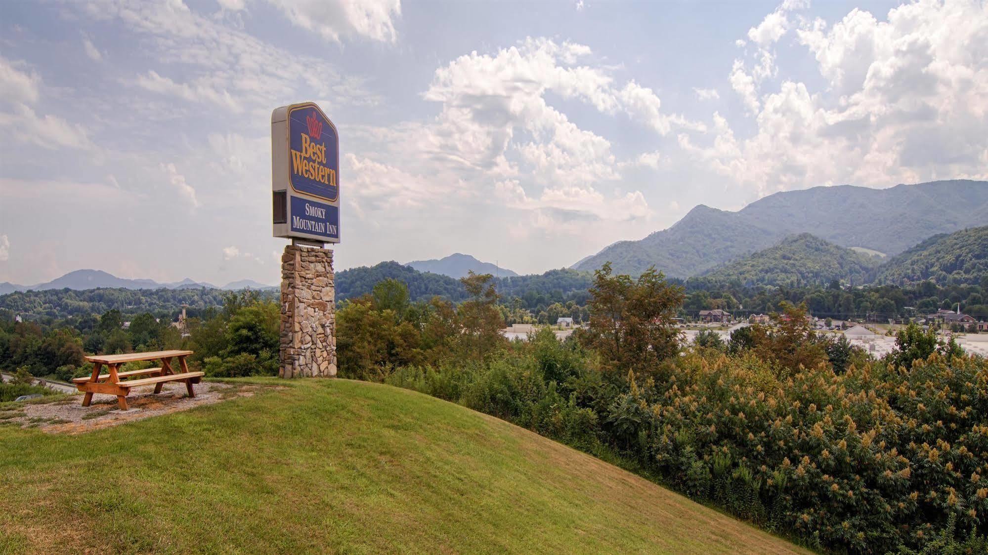 Best Western Smoky Mountain Inn Вейнсвілл Екстер'єр фото
